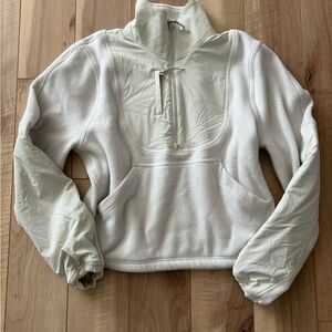 🤍 LULULEMON Ripstop + Hiking Fleece pullover size 4 BONE